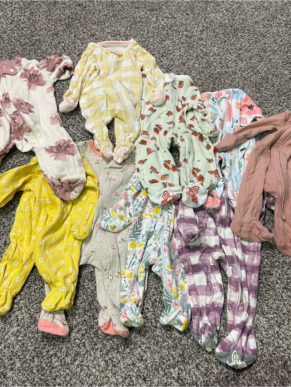 Baby Girl Clothes Lot/bundle of 8 Pajamas Sleepers Carter’s & More Newborn